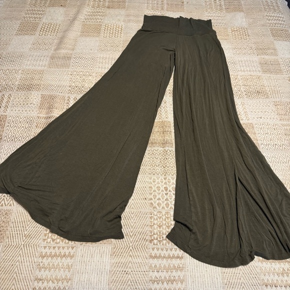 Made by Johnny Flare Wide Leg Bohemian Stretchy Pants - Picture 2 of 4
